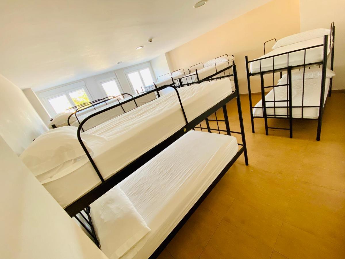 نزل ساريافي Albergue Internacional المظهر الخارجي الصورة
